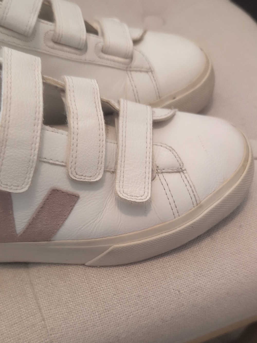 Veja Velcro Close Shoes Sneakers Size 10 - Picture 2 of 7